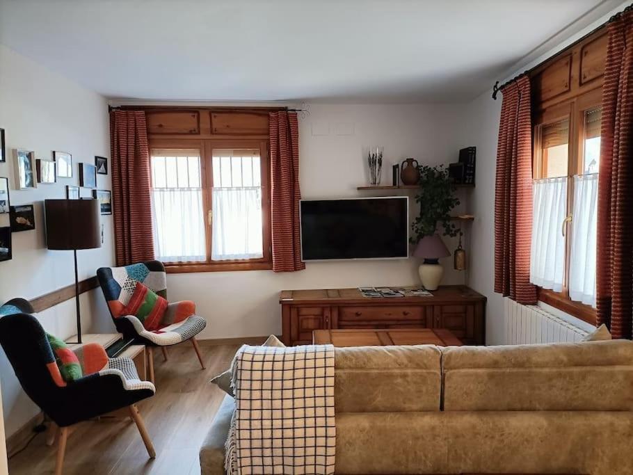 Espectacular Y Acogedor Apartamento Con Todas Las Comodidades Biescas  Esterno foto