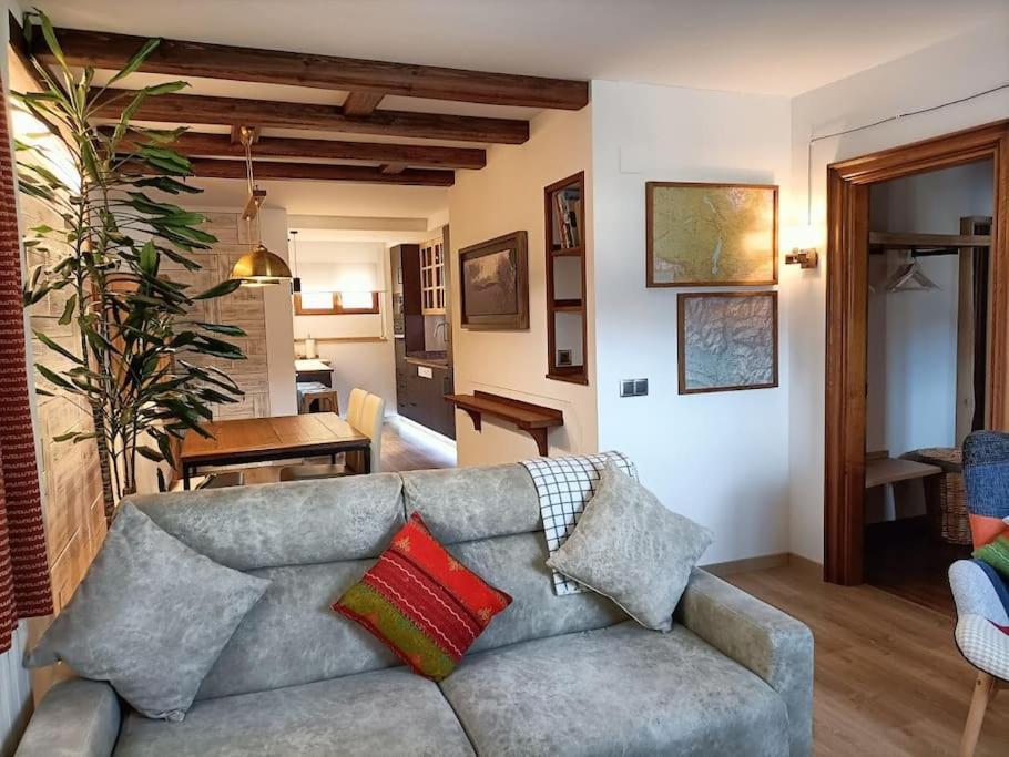 Espectacular Y Acogedor Apartamento Con Todas Las Comodidades Biescas  Esterno foto